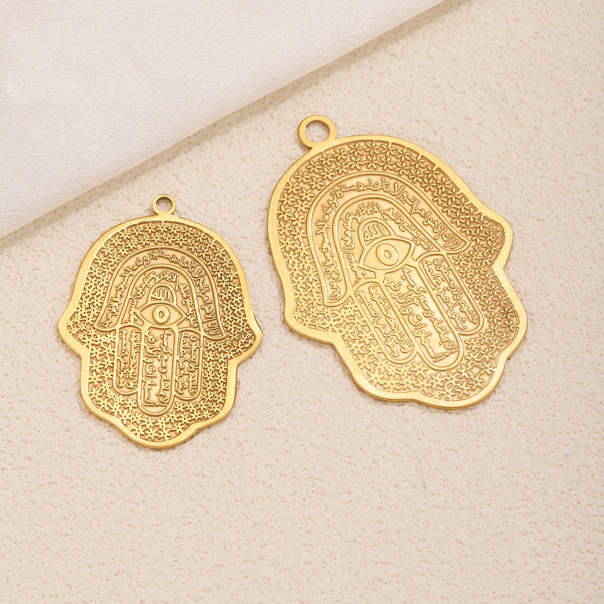 5개 18K PVD 스테인리스 스틸 함사 핸드 이블아이 - Men Accessories Evil Eye 리뷰 및 가격