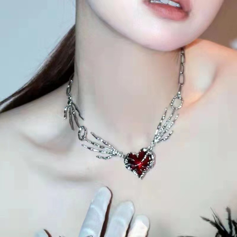 고딕 빈티지 Y2K 붉은 유리 하트 스타 크로스 펜던트 - Men'S Accessories In The 90S 리뷰 및 가격